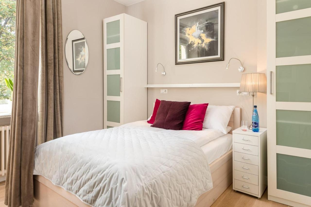 Rent Like Home - Nowy Swiat 47A Warsaw Luaran gambar