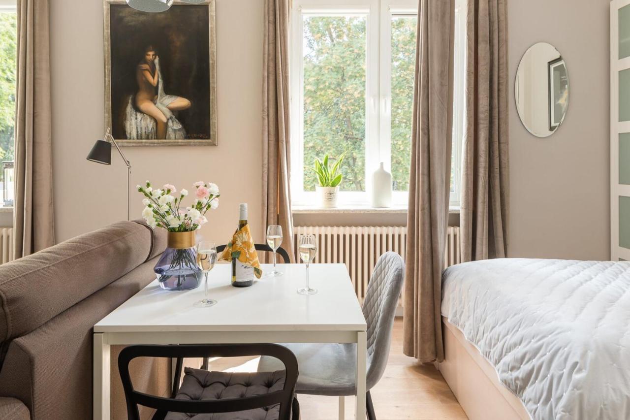 Rent Like Home - Nowy Swiat 47A Warsaw Luaran gambar